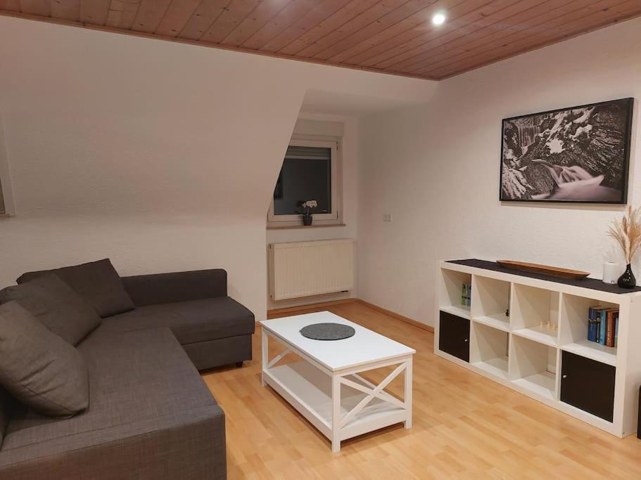Rooftop Apartmens Ulm - Komfortable Neue Gemeinschaftsunterkunft Im Herzen Von Ulm - Raum 1 المظهر الخارجي الصورة