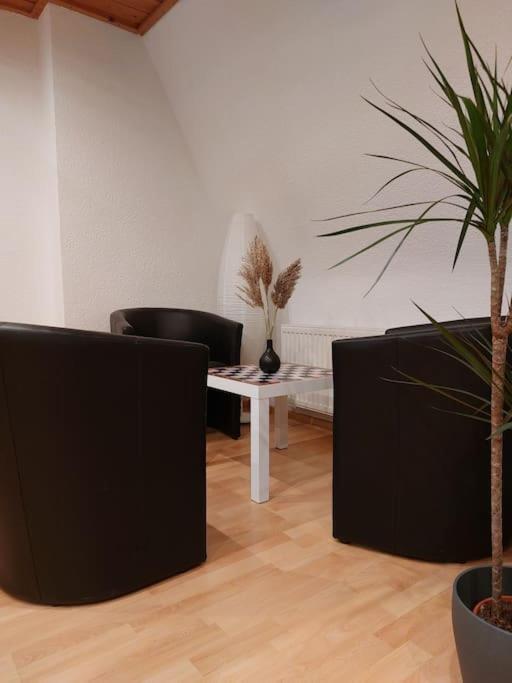 Rooftop Apartmens Ulm - Komfortable Neue Gemeinschaftsunterkunft Im Herzen Von Ulm - Raum 1 المظهر الخارجي الصورة